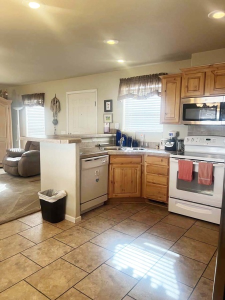 2 Bedrooms Bedrooms, ,2 BathroomsBathrooms,Rancho Rialto Home,For Sale,1358