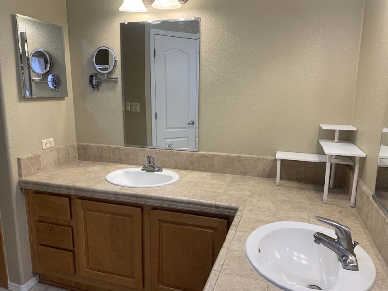 2 Bedrooms Bedrooms, ,2 BathroomsBathrooms,Rancho Rialto Home,For Sale,0,1423
