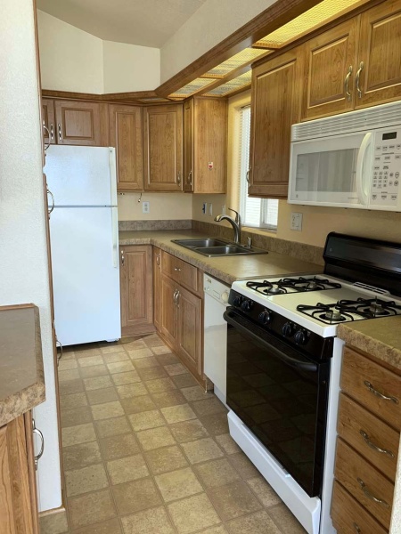 1 Bedroom Bedrooms, ,1 BathroomBathrooms,Rancho Rialto Home,Sold,1063